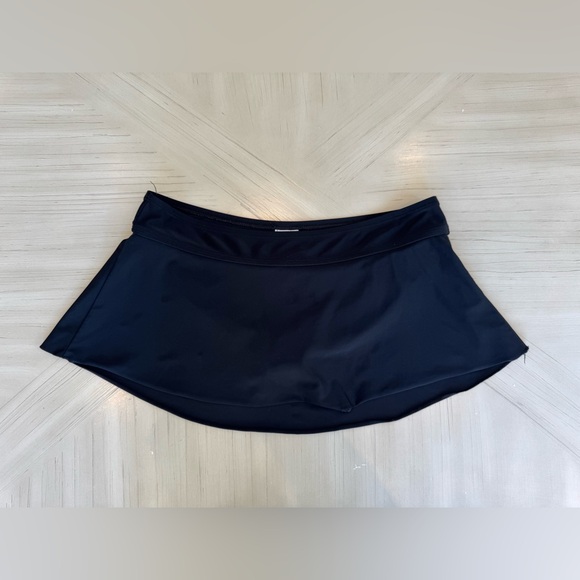 Kona Sol Swim Skirtini - Solid Black Size M - EUC! - Picture 8 of 11